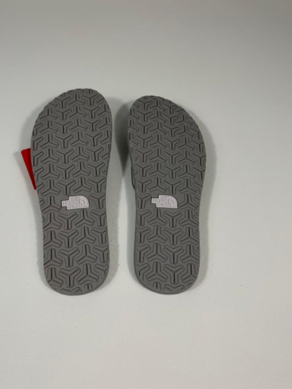 The North Face Base Camp Mini II Flip Flops for Women Meld Grey/TNF White 10 - Picture 4 of 4